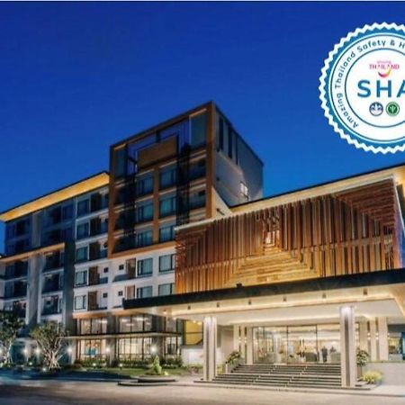 Arista Hotel Ubon Убон Ратчатани Екстериор снимка