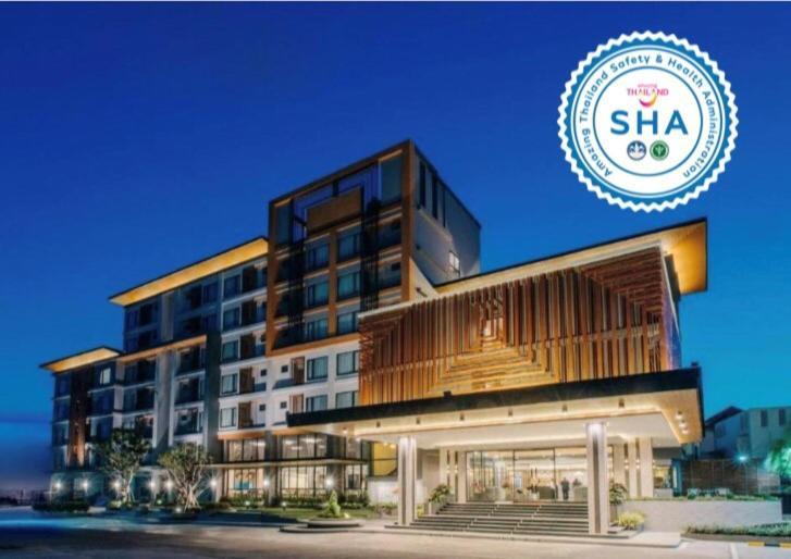 Arista Hotel Ubon Убон Ратчатани Екстериор снимка