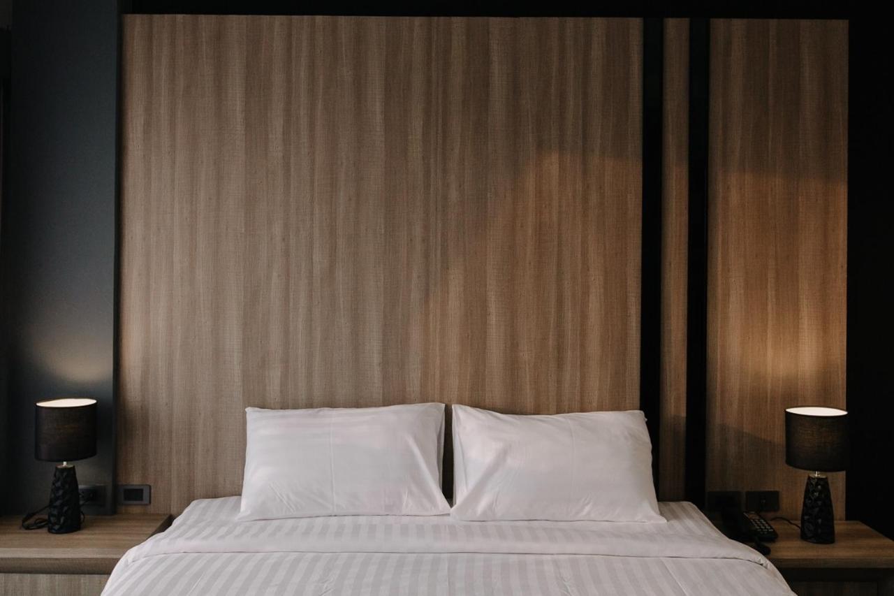 Arista Hotel Ubon Убон Ратчатани Екстериор снимка